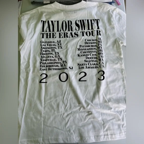 NWOT✨Taylor Swift✨Concert Exclusive✨white Eras Tour T-shirt size small - Picture 3 of 3